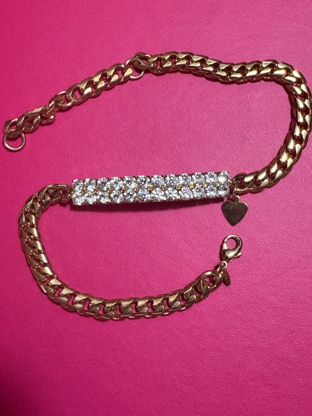 Avon Gold-tone Anklet Featuring Rhinestone Bar With Heart Charm 
Vintage - Picture 5 of 9